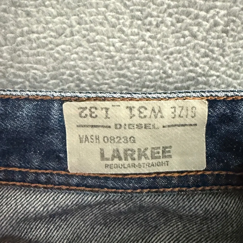 Diesel Larkee Mens 31x32 Regular Straight Jeans Dark Wash Blue Denim 0823G